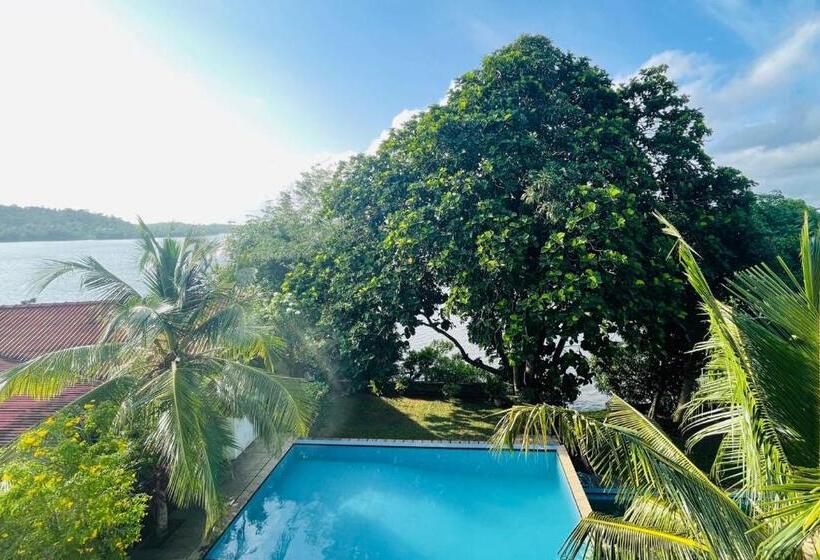 Mala Villa, Hikkaduwa