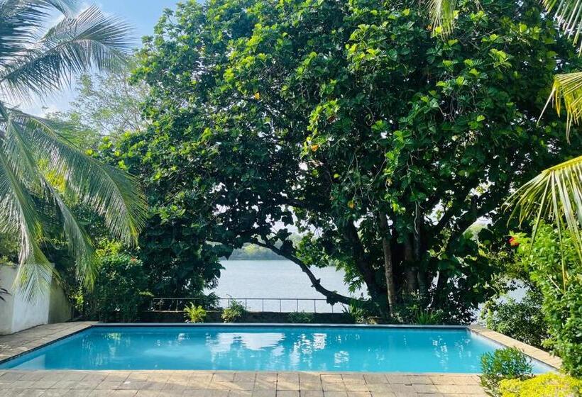 Mala Villa, Hikkaduwa