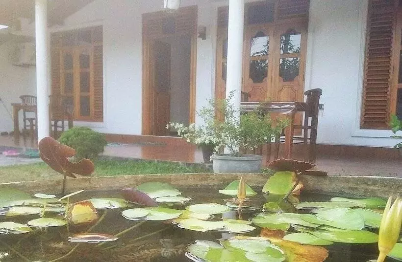 پانسیون Akash Villa