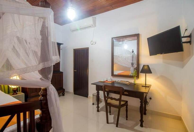 بنسيون Ambasewana Mansion