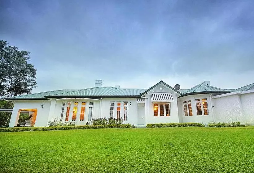 پانسیون Mandira Dickoya Bungalow