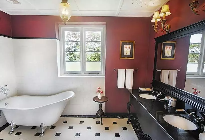 پانسیون Mandira Dickoya Bungalow