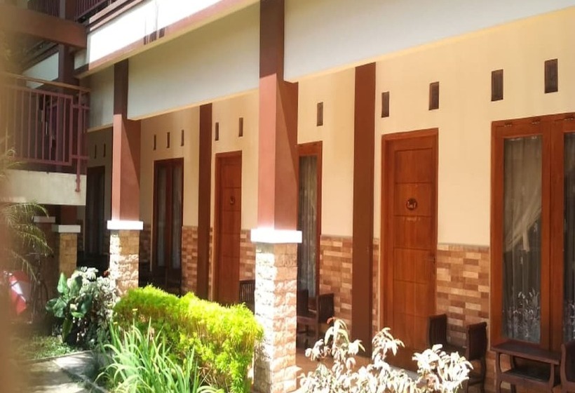 פנסיון New Padma Asri