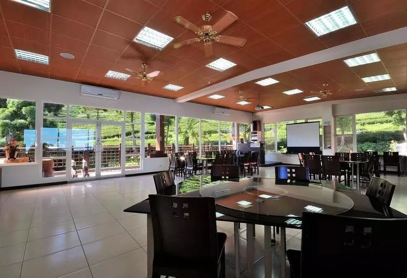Sanwi B&b