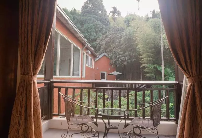 Sanwi B&b