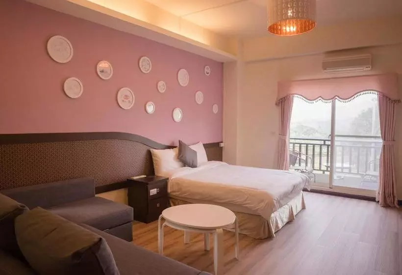 Sanwi B&b