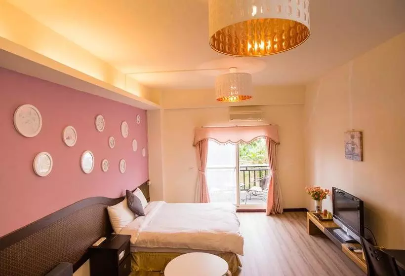 Sanwi B&b