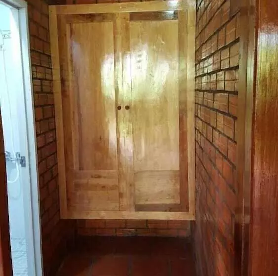 تختخواب و صبحانه Ba Linh Homestay