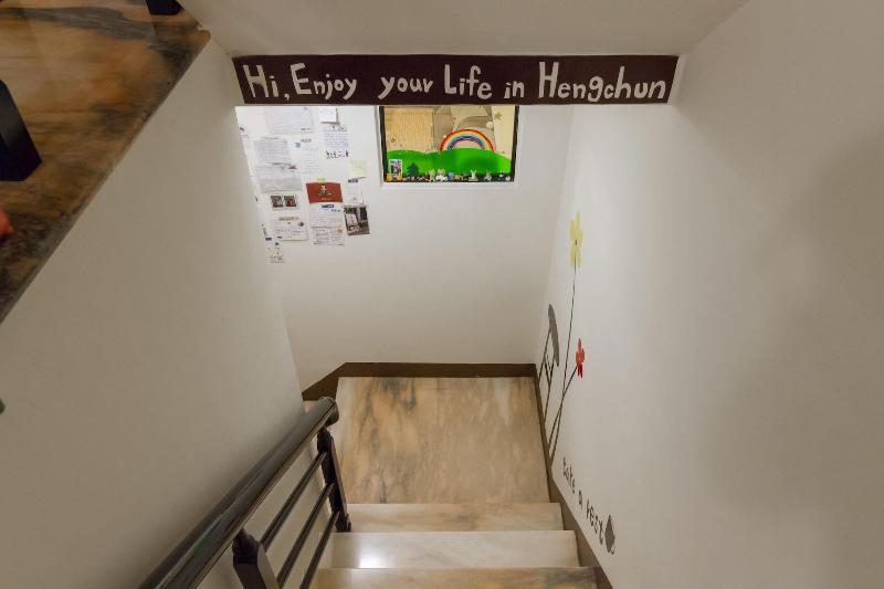 تختخواب و صبحانه 清清之家 Dingding Home