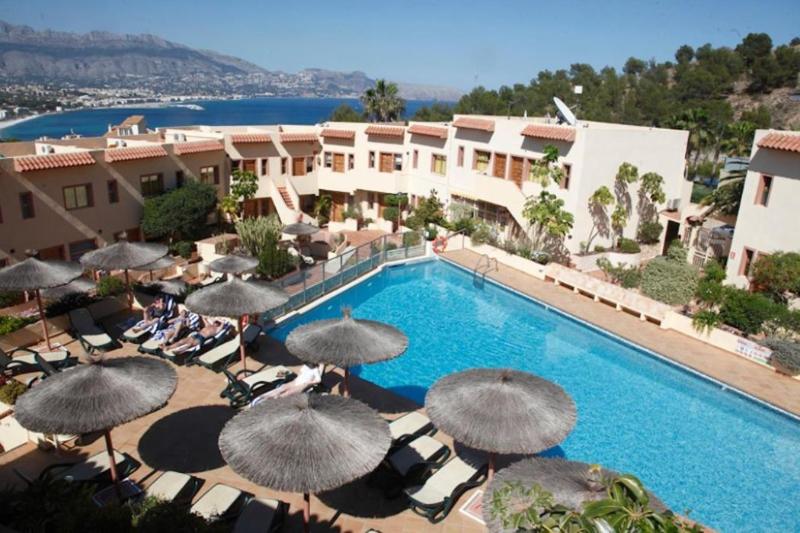 Отель Albir Hills Apartments