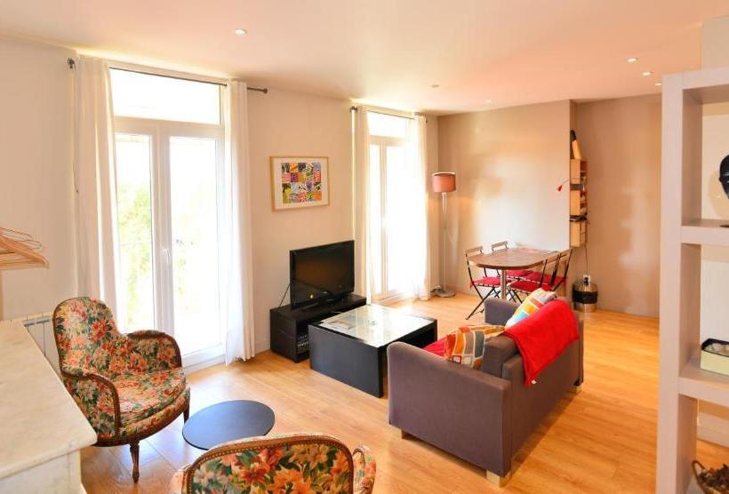 בית מלון כפרי Appart Ambiance - Thiers