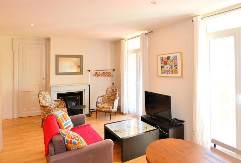 בית מלון כפרי Appart Ambiance - Thiers