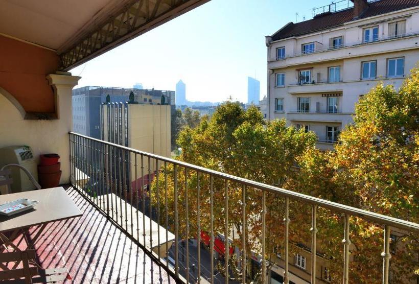 בית מלון כפרי Appart Ambiance - Thiers