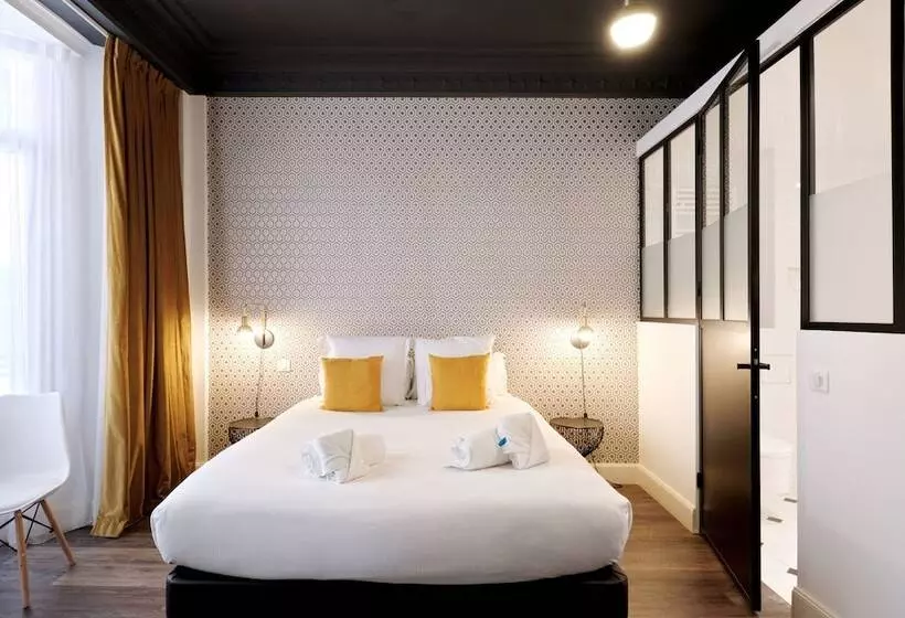 Hotel Arome