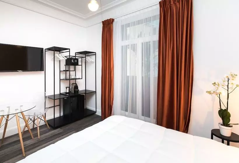 Hotel Arome