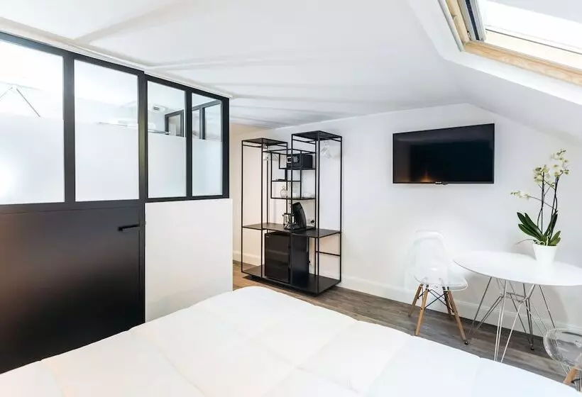 Hotel Arome