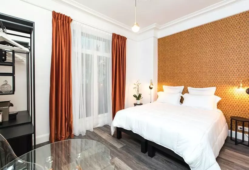 Hotel Arome