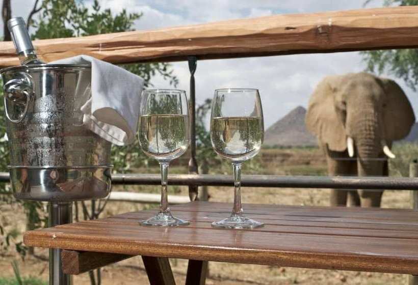 هتل Ashnil Samburu Camp