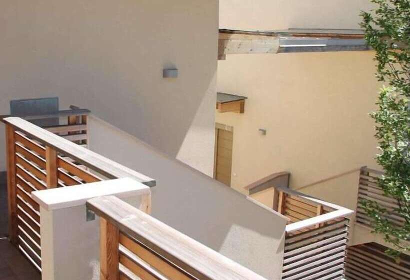 בית מלון כפרי Bombyx Inn