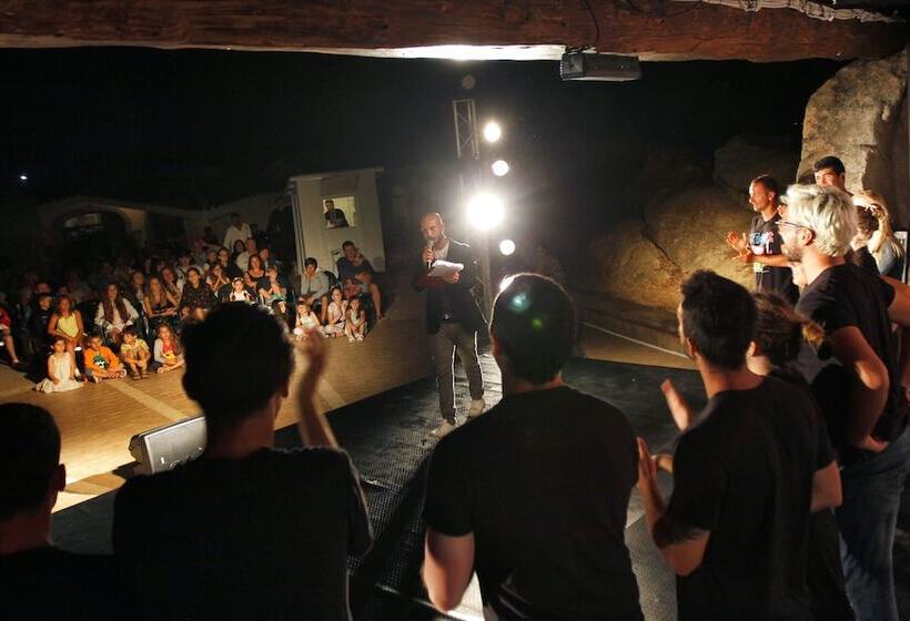 Отель Club Esse Residence Capo D'orso