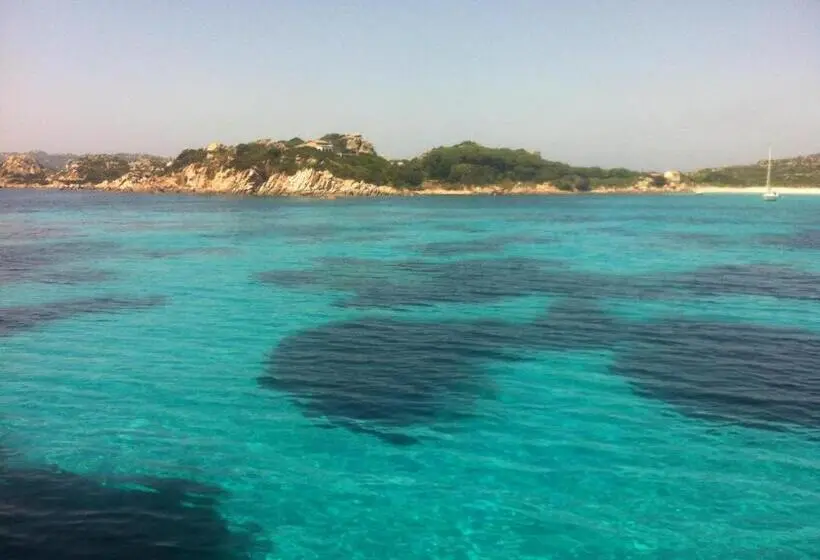 هتل Club Esse Residence Capo D'orso