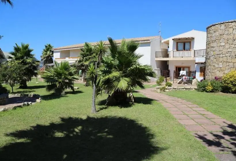 هتل Club Esse Residence Capo D'orso