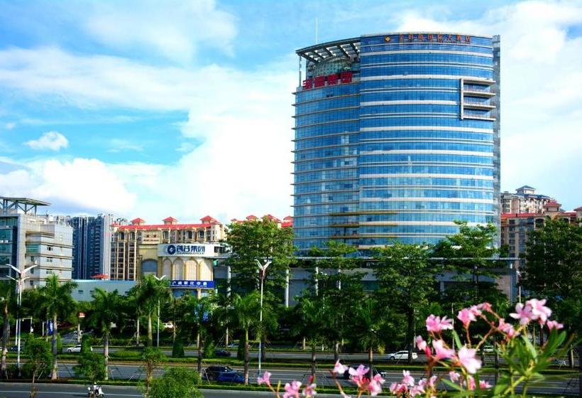 בית מלון כפרי Golden Plaza International