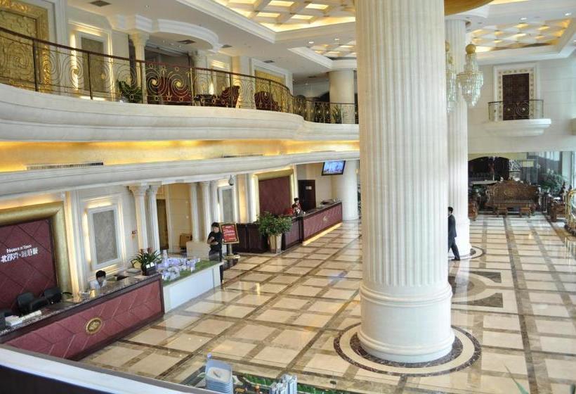 בית מלון כפרי Golden Plaza International