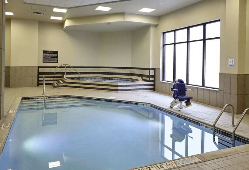 호텔 Hilton Garden Inn Minneapolis University Area