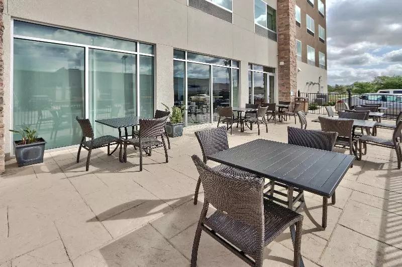 ホテル Holiday Inn Express & Suites   Houston East   Beltway 8, An Ihg