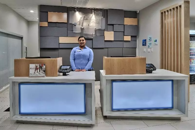 ホテル Holiday Inn Express & Suites   Houston East   Beltway 8, An Ihg