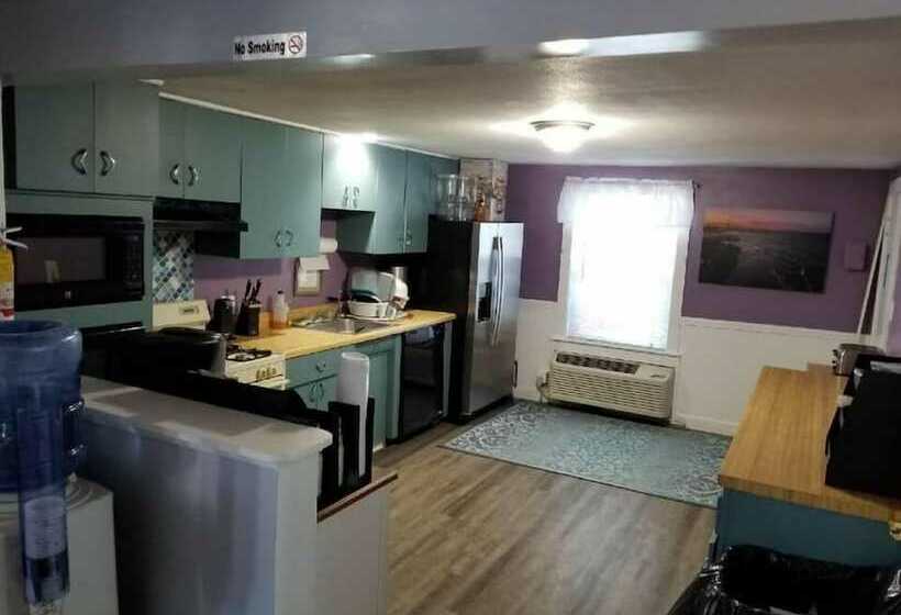 בית מלון כפרי Holiday Vacation Condominium