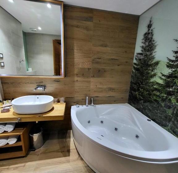 Pino Nature Hotel, Bw Premier Collection