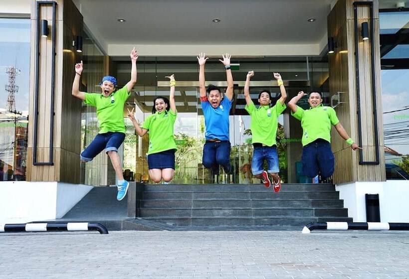 Pop! Hotel Pasar Baru Jakarta