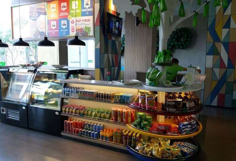 Pop! Hotel Pasar Baru Jakarta