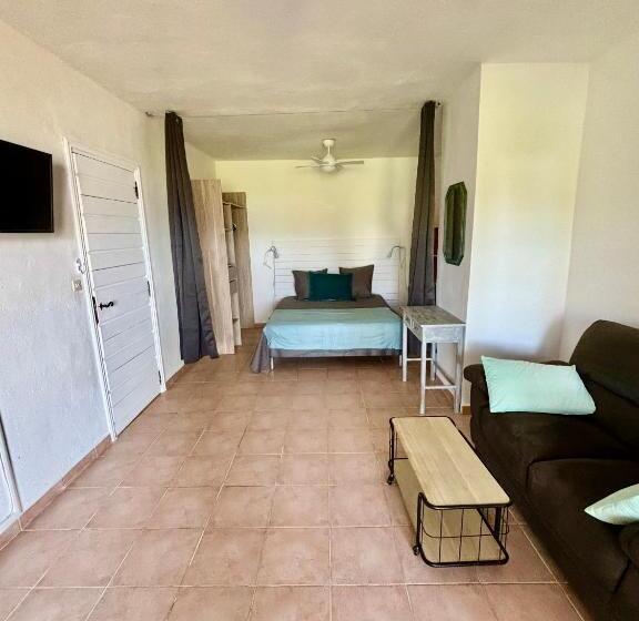 هتل Résidence Punta Paliagi