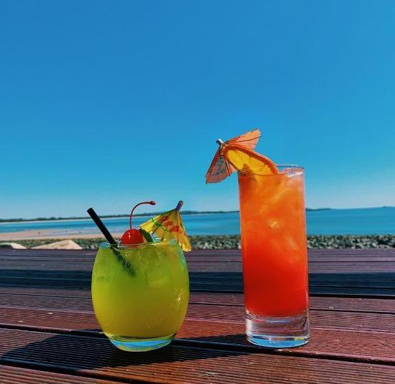 בית מלון כפרי The Resort At Dolphin Heads