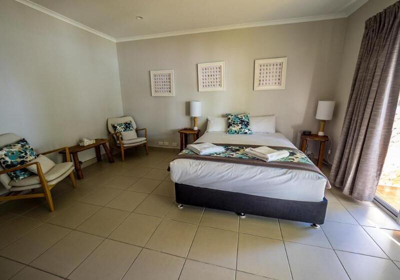 בית מלון כפרי The Resort At Dolphin Heads