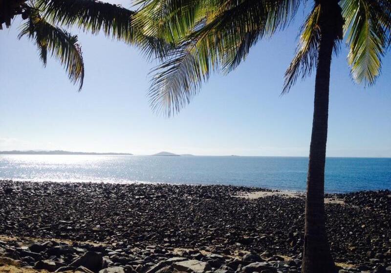 בית מלון כפרי The Resort At Dolphin Heads