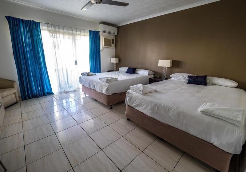 בית מלון כפרי The Resort At Dolphin Heads