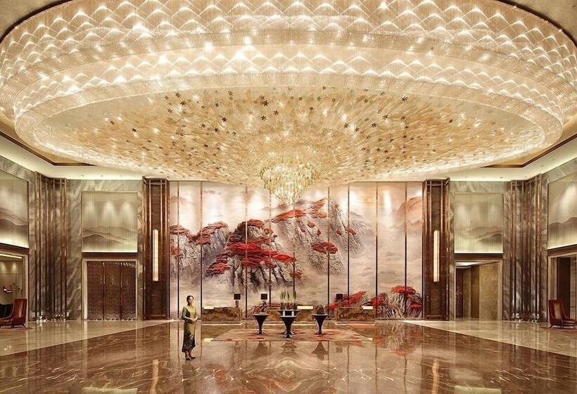 Hotel Wanda Realm Taian