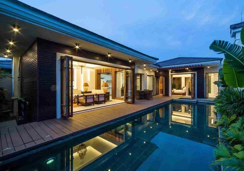 Huizhou Migratory Birds Resort Hotel