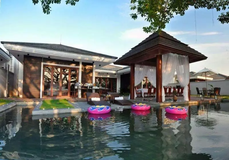 Huizhou Migratory Birds Resort Hotel