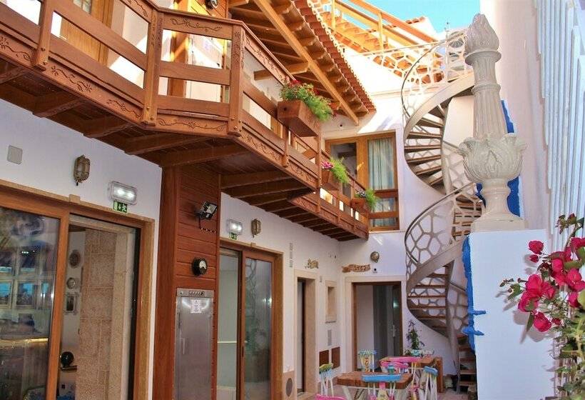 پانسیون Villa Ana Margarida