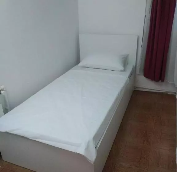 Hostel Old Town Guest