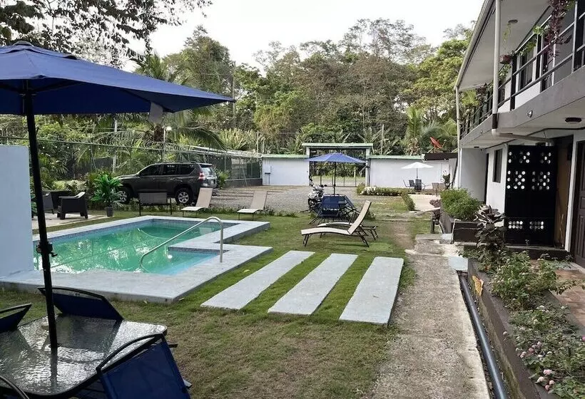 Hotelli Azul Coral