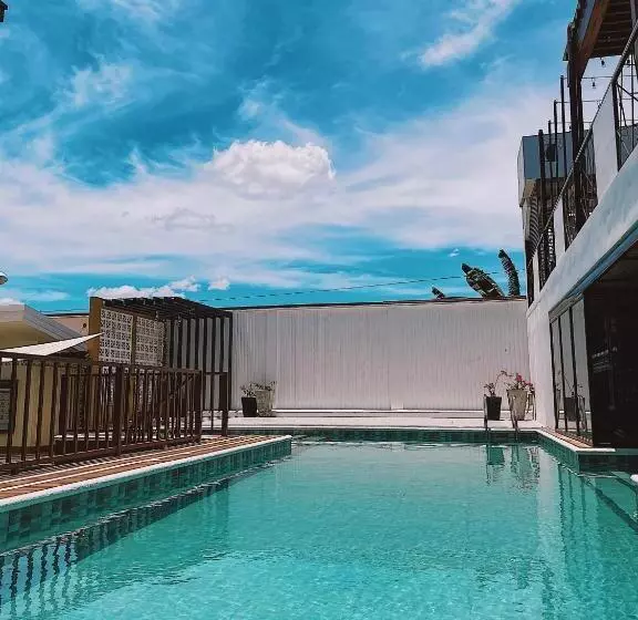 Hotelli Urban Glamp Resort