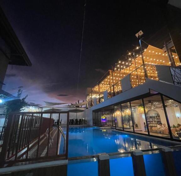 Hotell Urban Glamp Resort