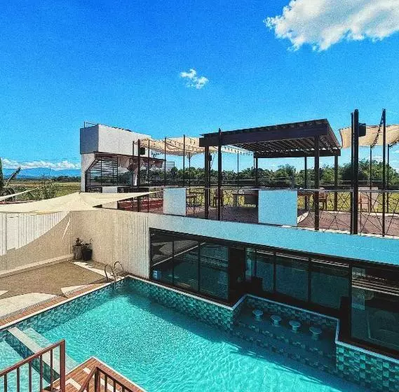 Hotelli Urban Glamp Resort