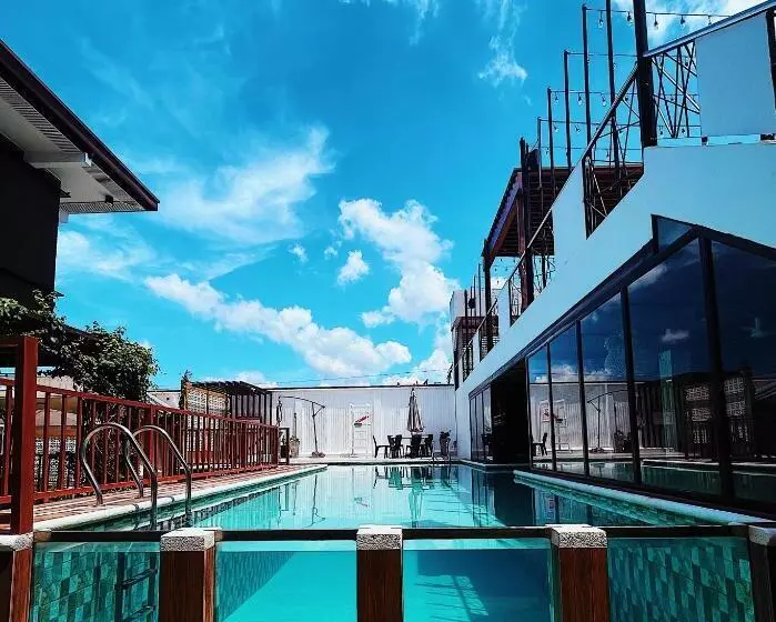 Hotelli Urban Glamp Resort